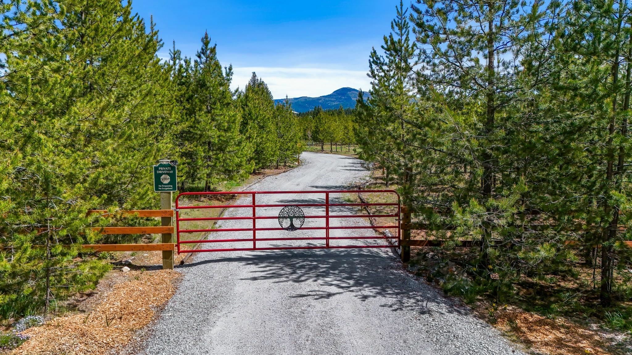 Property Photo: 4571 Spring Valley Rd WA 99156