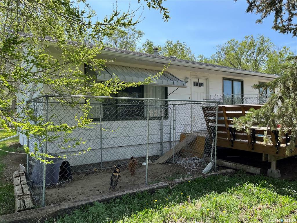 Property Photo: 112 Edward Street SK S0H 1C0