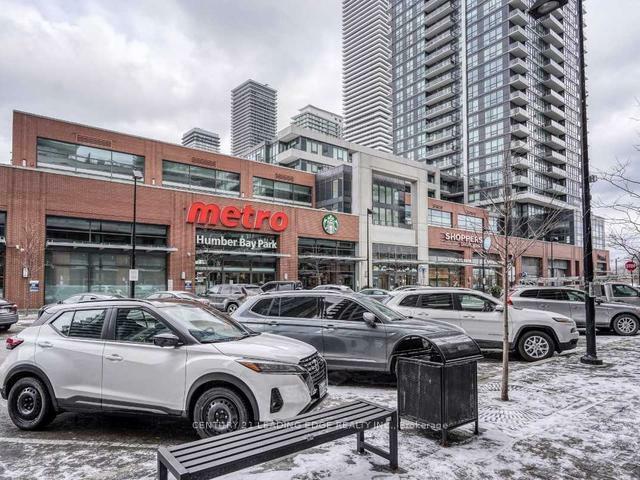 Photo de la propriété: 2220 Lake Shore Boulevard W 2710 ON M8V 0C1
