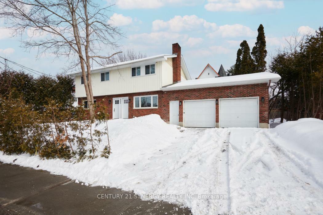 Property Photo: 555 Churchill Avenue N 3 ON K1Z 5E6