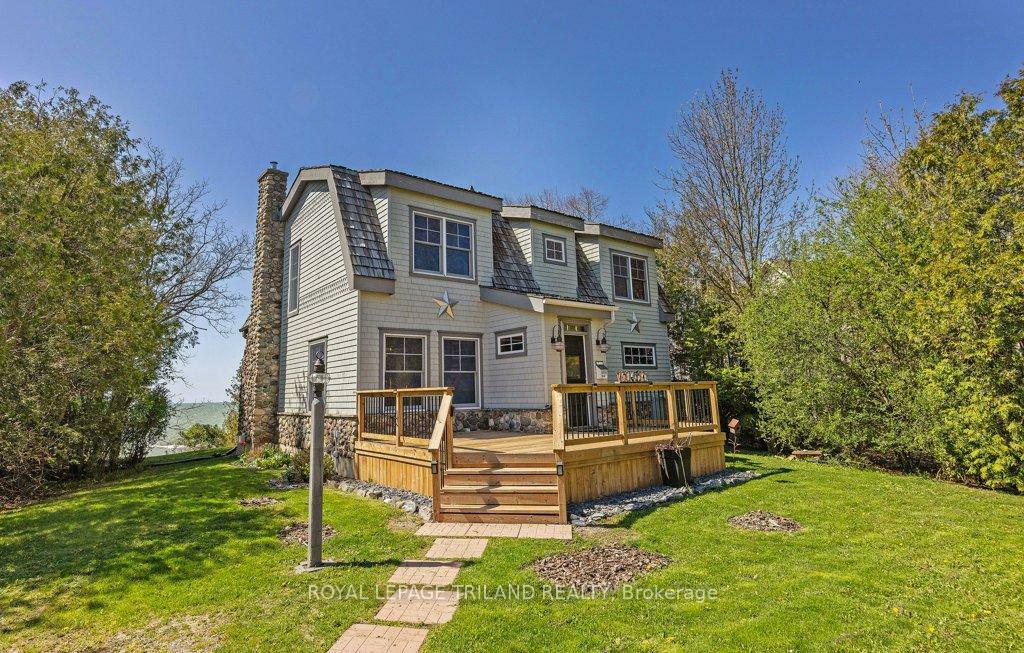 Property Photo: 71641 Old Cedarbank Lane ON N0M 1N0