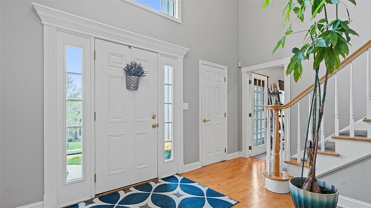 Property Photo: 5041 Northfield PA 15044