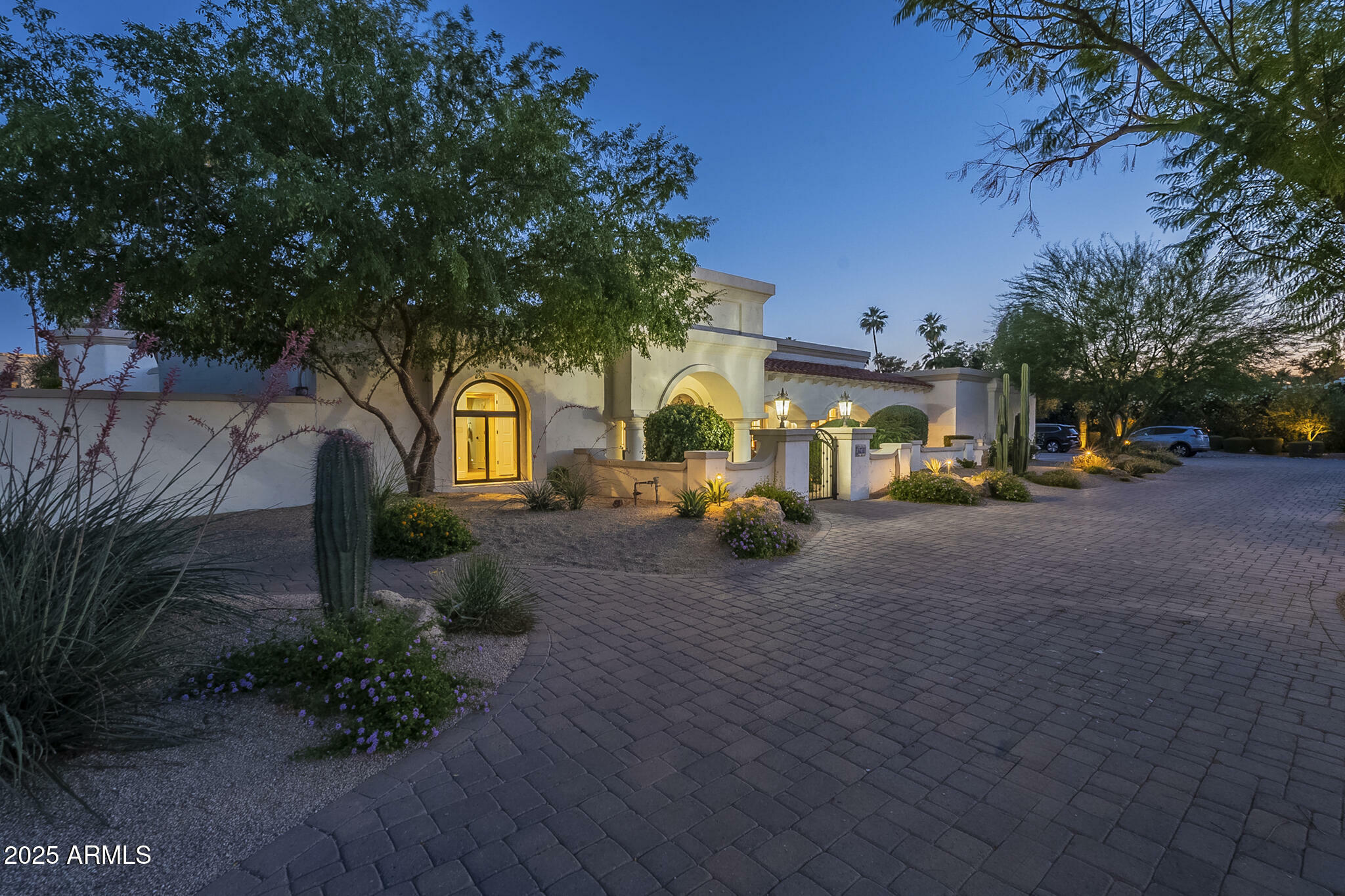Property Photo:  7471 E Northern Avenue  AZ 85258 