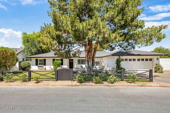 Property Photo: 3308 N 51st Street AZ 85018
