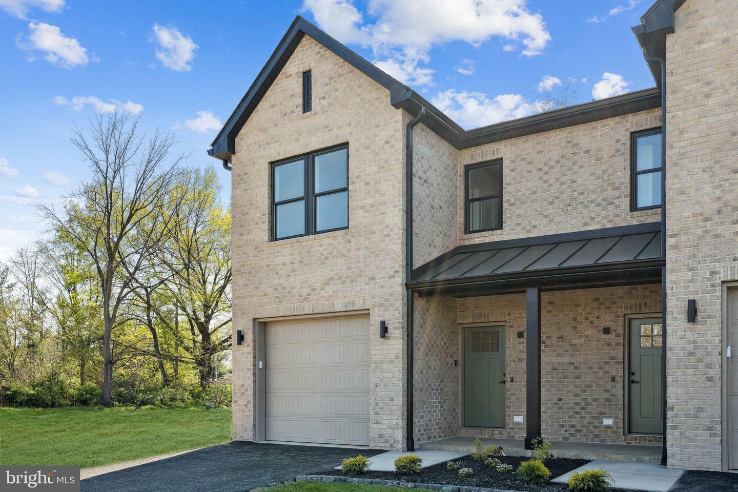Property Photo: 1121 Pennsylvania Avenue MD 21742