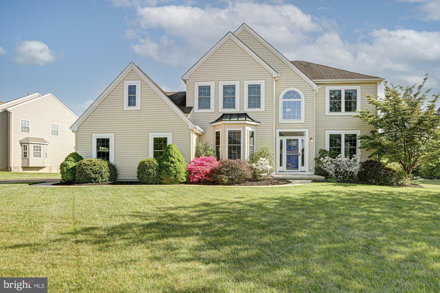 10 Allsmeer Drive  West Grove PA 19390 photo