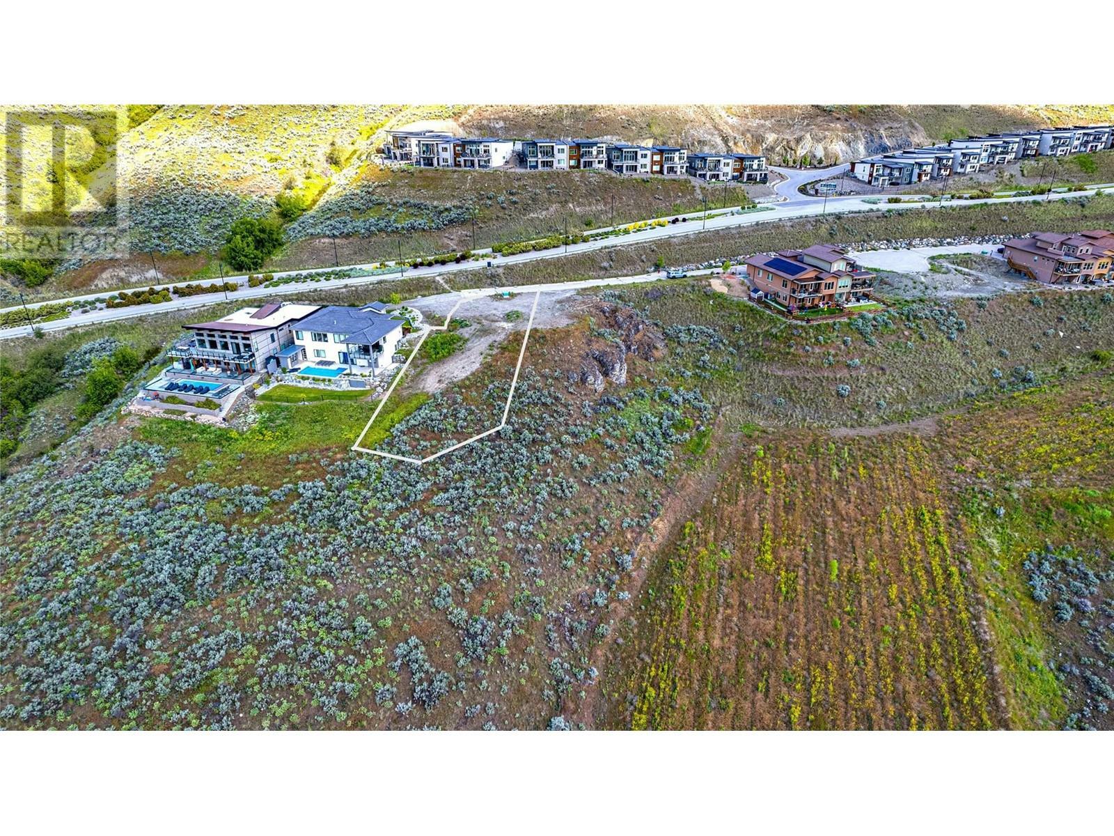 Photo de la propriété: 595 Vineyard Way North Way 34 BC V1H 2M2
