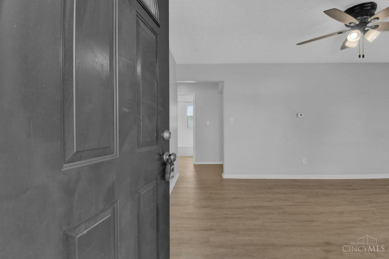 Property Photo: 1300 Hood Avenue OH 45044
