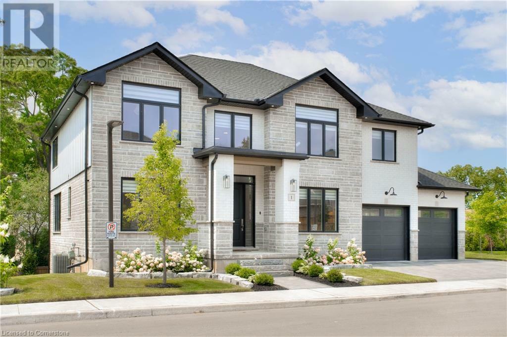Property Photo: 450 Bridgeport Road East 1 ON N2K 1N7