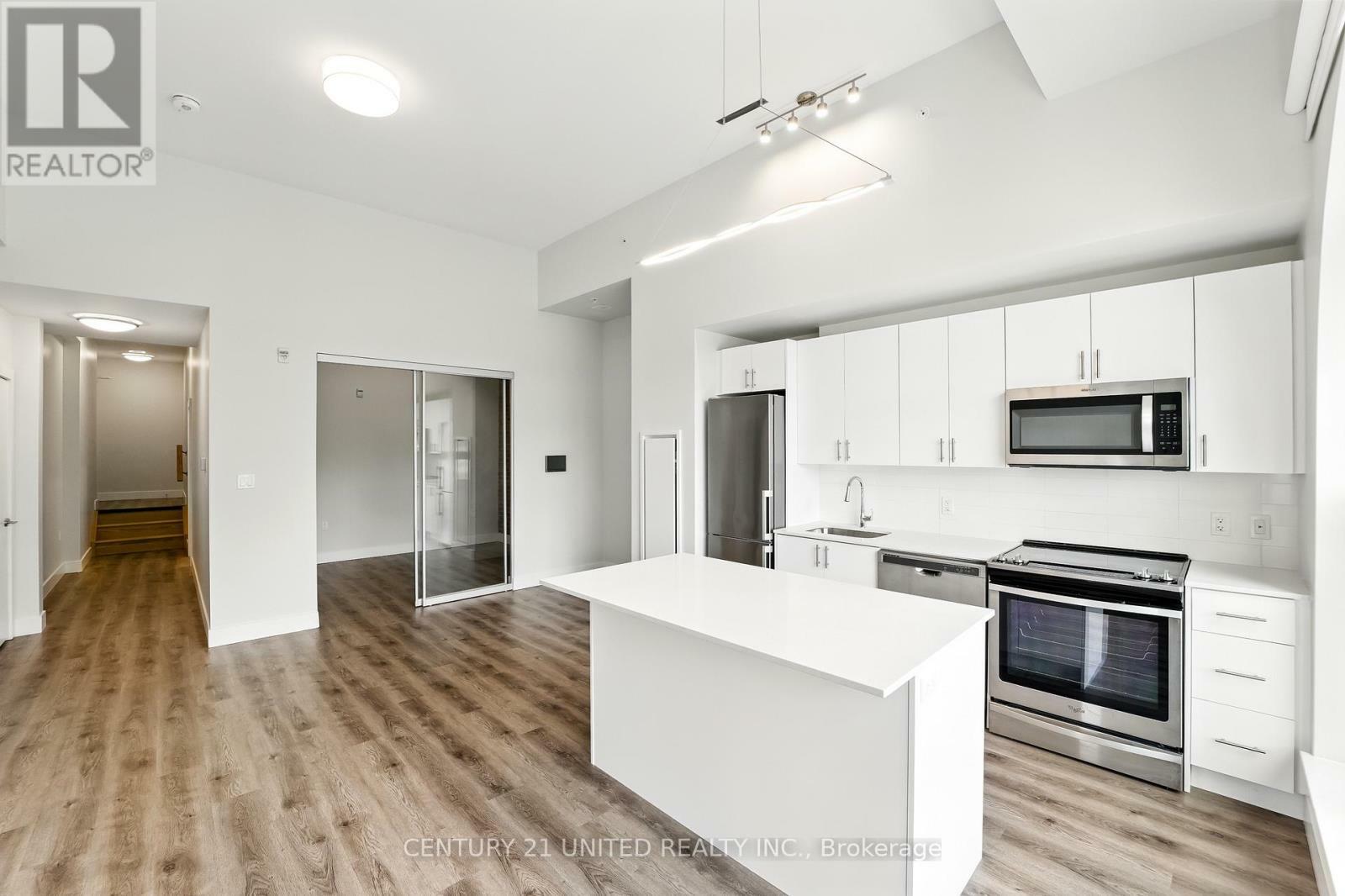 Photo de la propriété: 475 George Street North 201 ON K9J 3G6