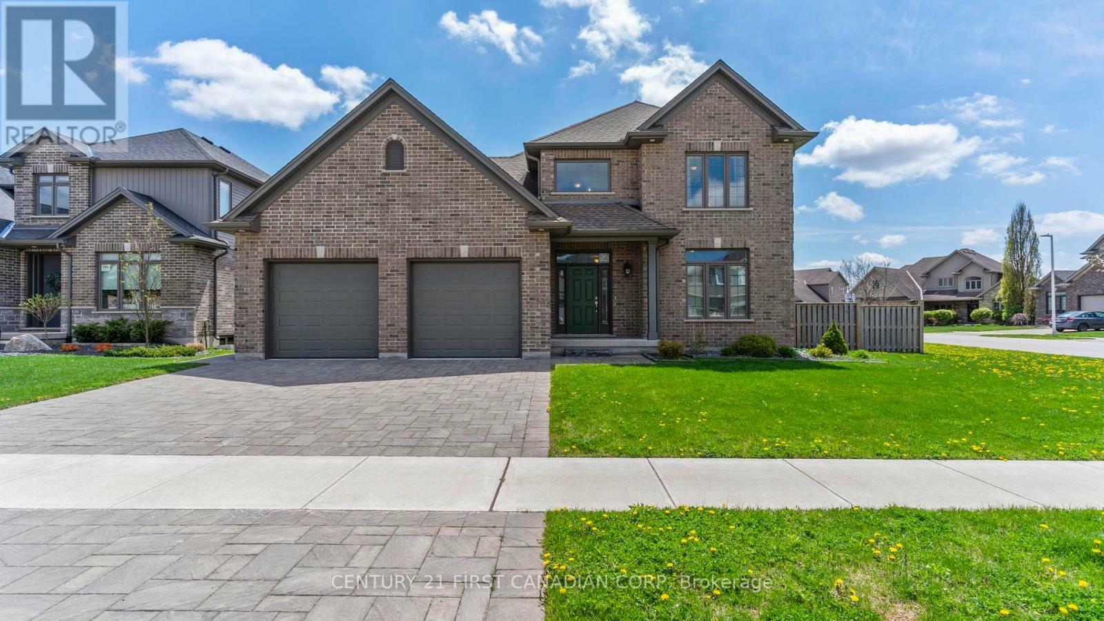 Property Photo: 102 Caverhill Crescent ON N0L 1R0