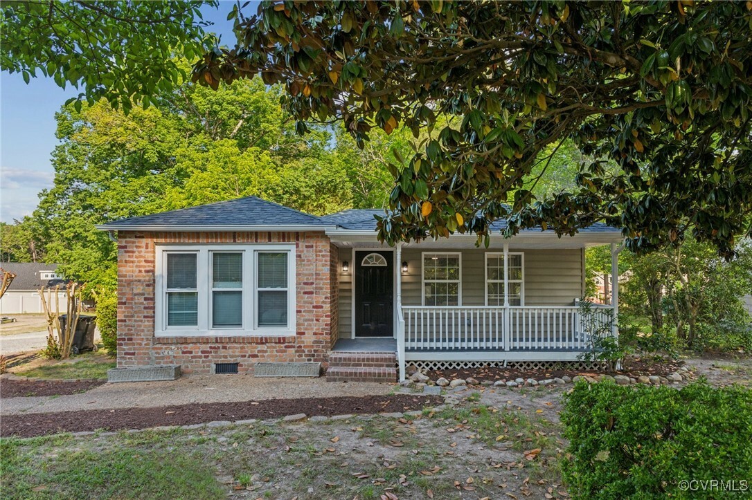 Property Photo: 3885 Strawberry Plains Road VA 23188