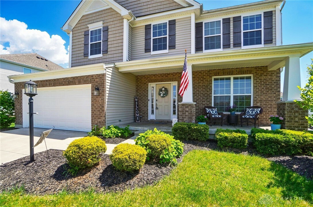 Property Photo: 1589 Stonebury Court OH 45385