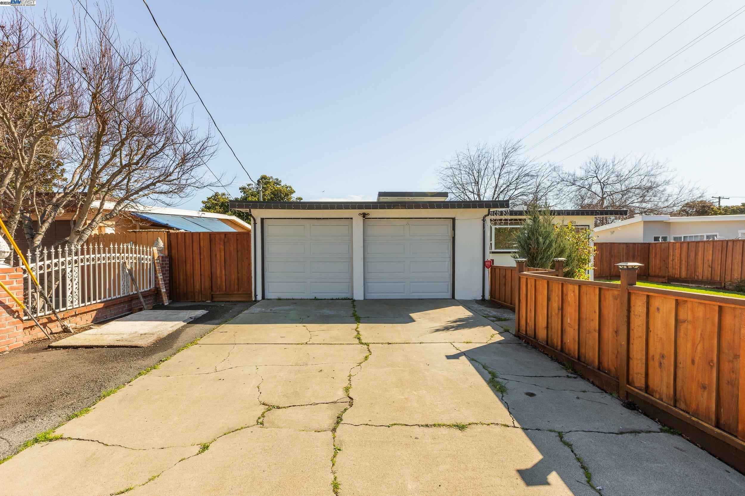 2720 Fordham St  East Palo Alto CA 94303 photo