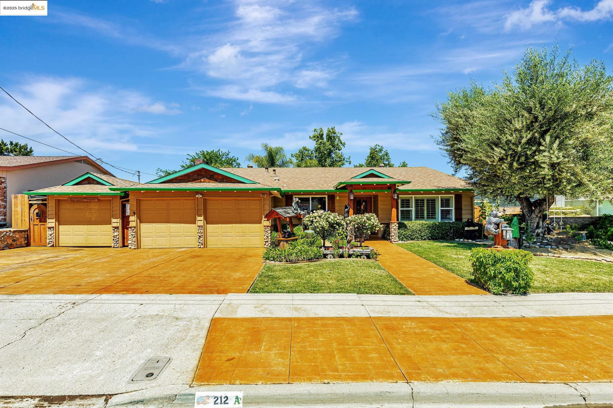 212 Matsqui Rd  Antioch CA 94509 photo