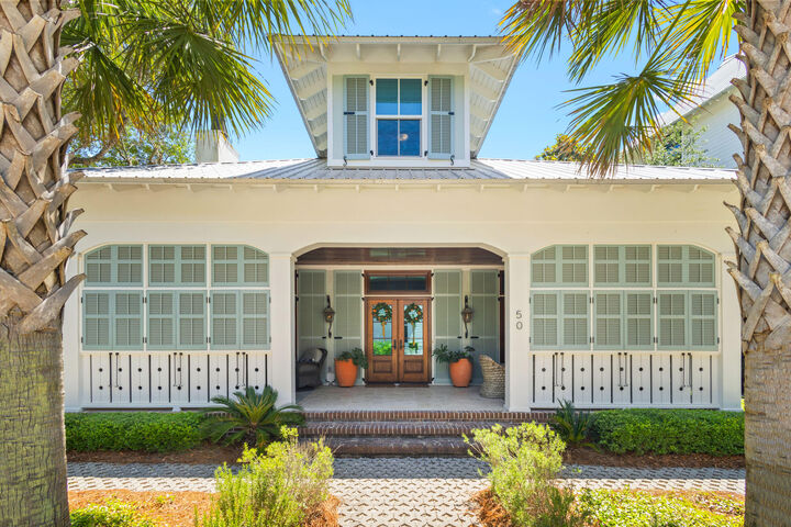 Property Photo: 50 Camellia Street FL 32459