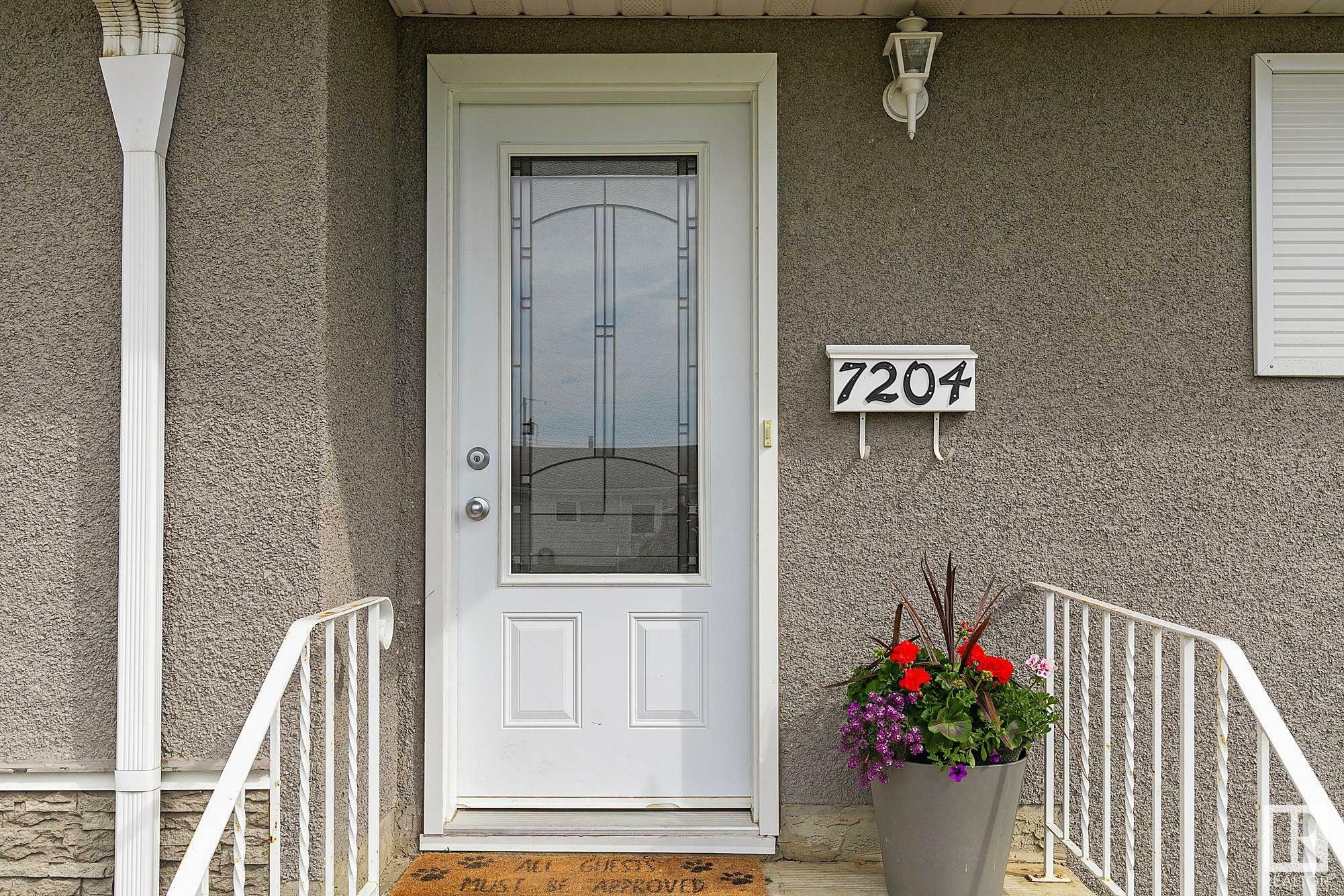 Property Photo: 7204 135A Avenue NW AB T5C 2H9