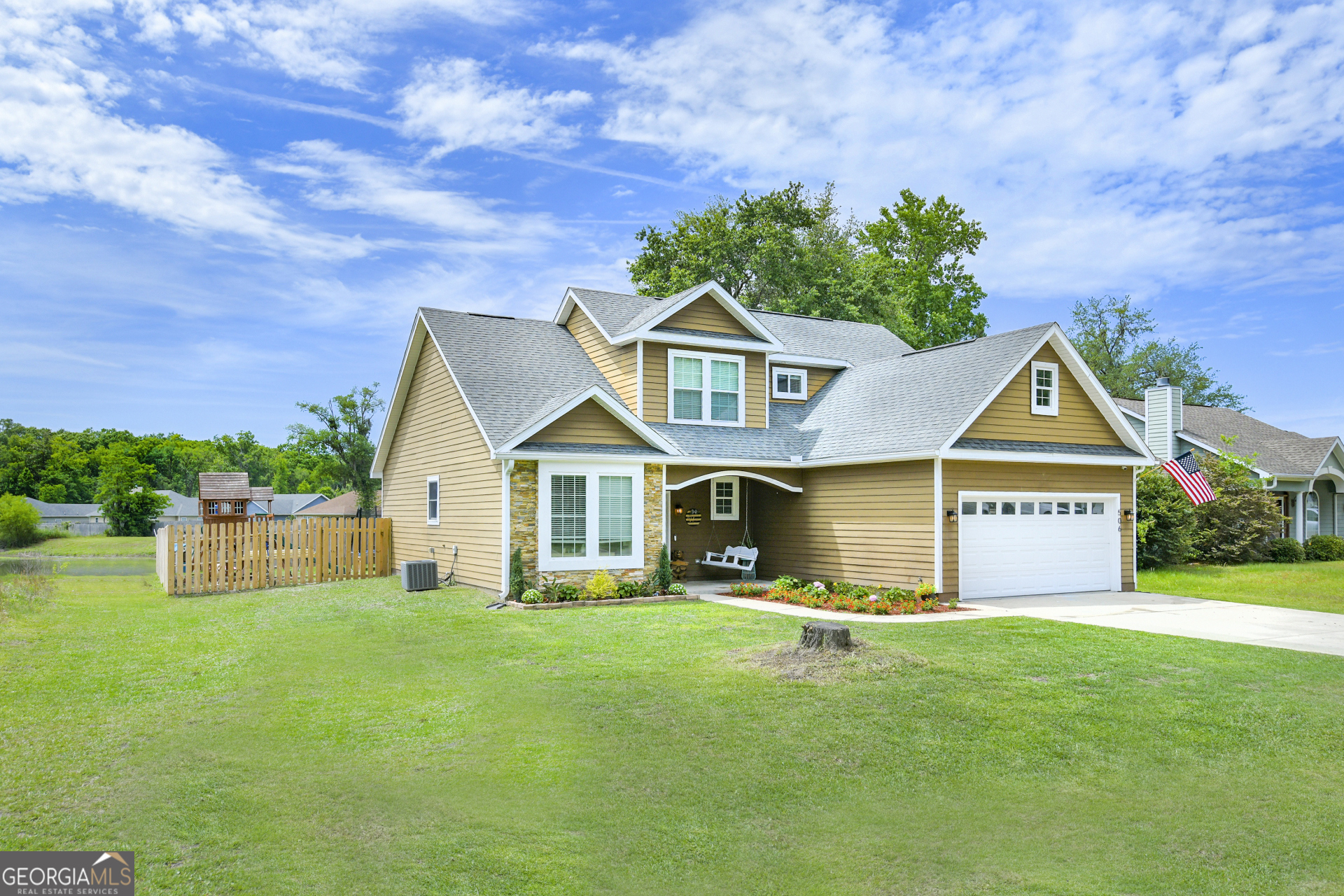 Property Photo: 506 Hide Away Lake Loop GA 31548