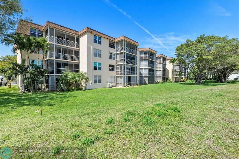 Property Photo: 6300 NW 2nd Ave 409 FL 33487