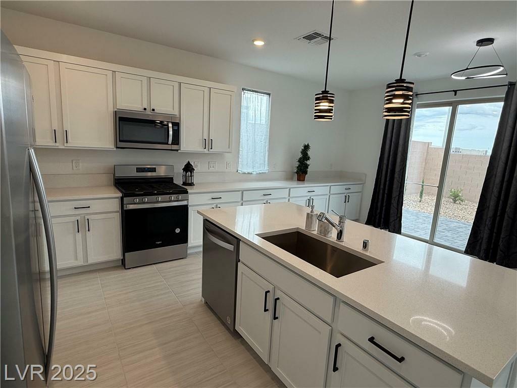 7562 Quail Rock Avenue  Las Vegas NV 89113 photo