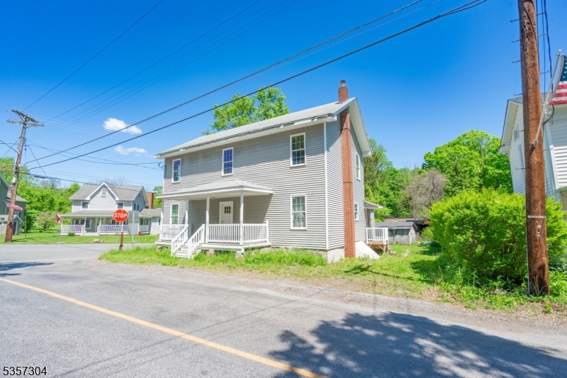 Property Photo:  571 Main St  NJ 08802 