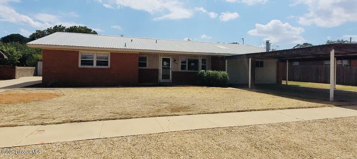 704 E Hayes Avenue  Morton TX 79346 photo