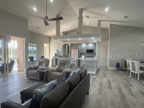 Property Photo: 739 Bimini Lane FL 33950
