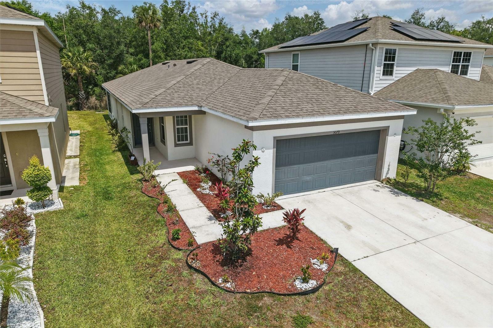 Property Photo: 5079 Royal Point Avenue FL 34746
