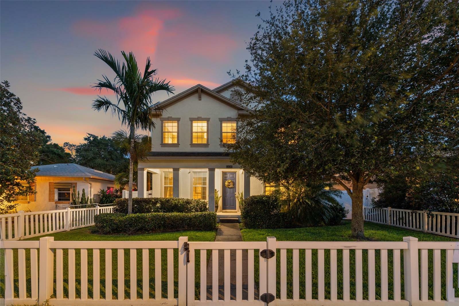 Property Photo: 1436 30th Avenue N FL 33704