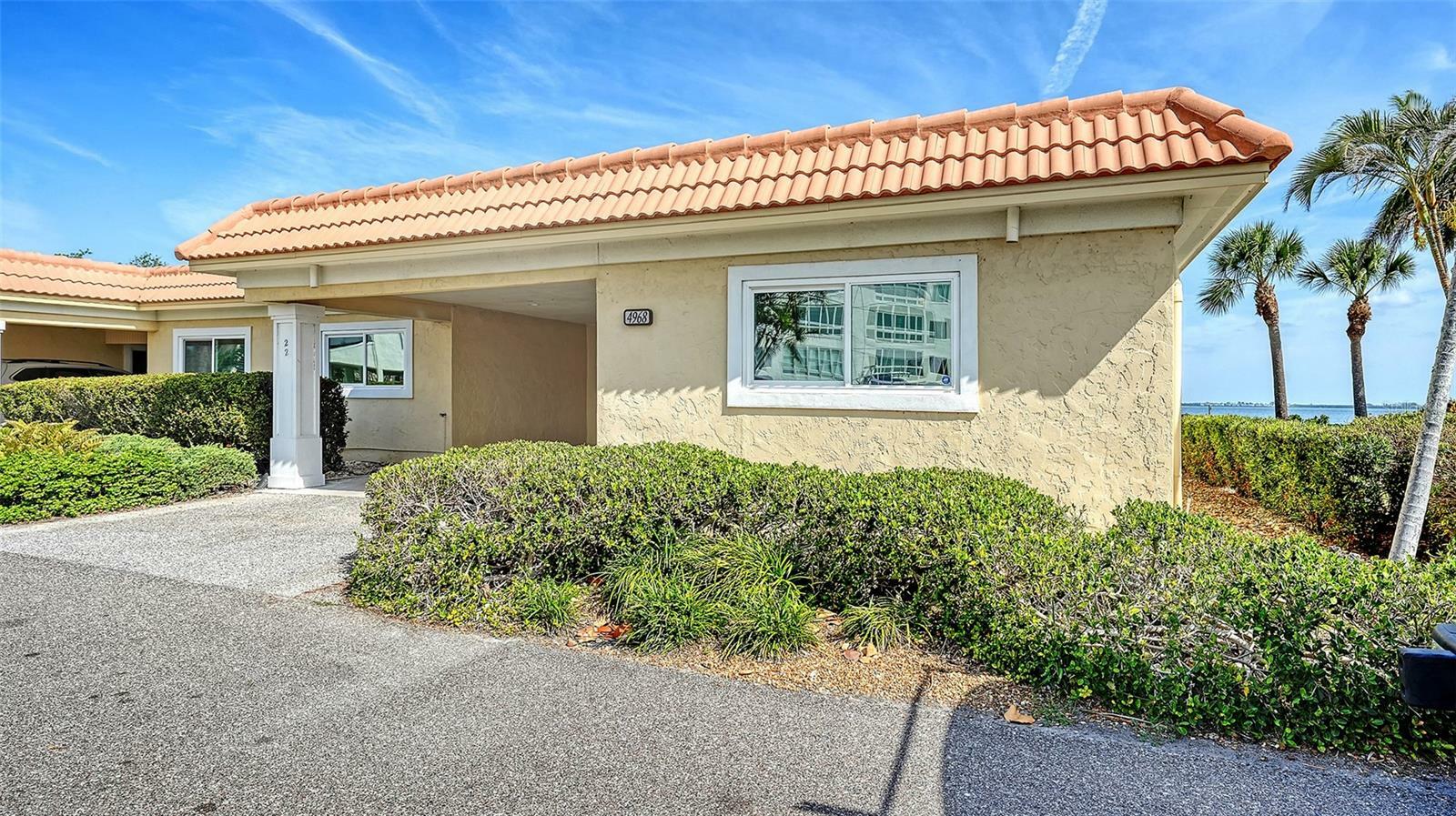 Property Photo: 4968 Gulf Of Mexico Drive Villa 22 FL 34228