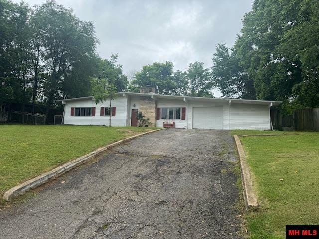 Property Photo: 506 E 1st Street AR 72653