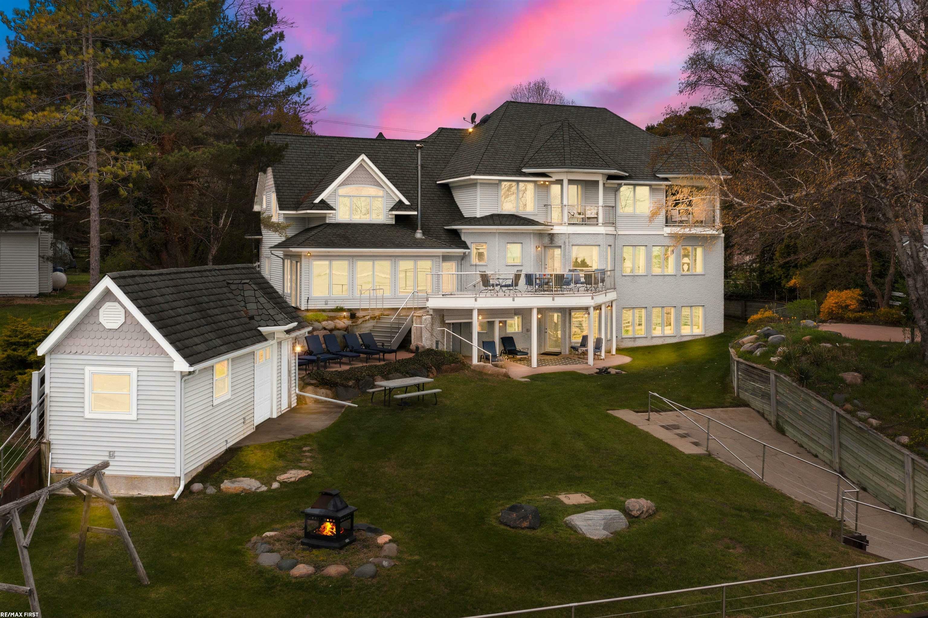 Property Photo: 3864 Lakeshore Road MI 48427