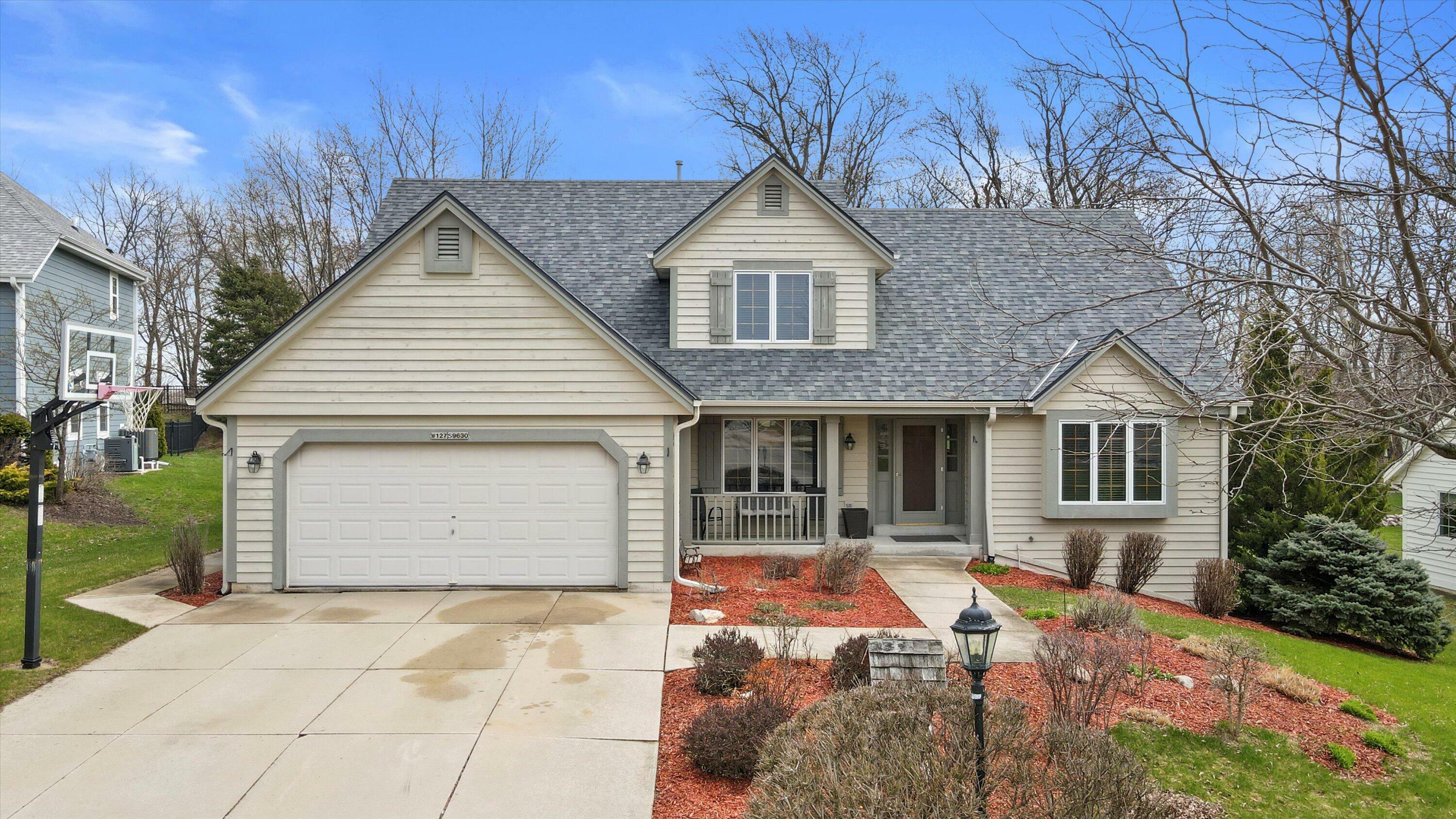 W127s9630 Scott Krause Dr  Muskego WI 53150 photo