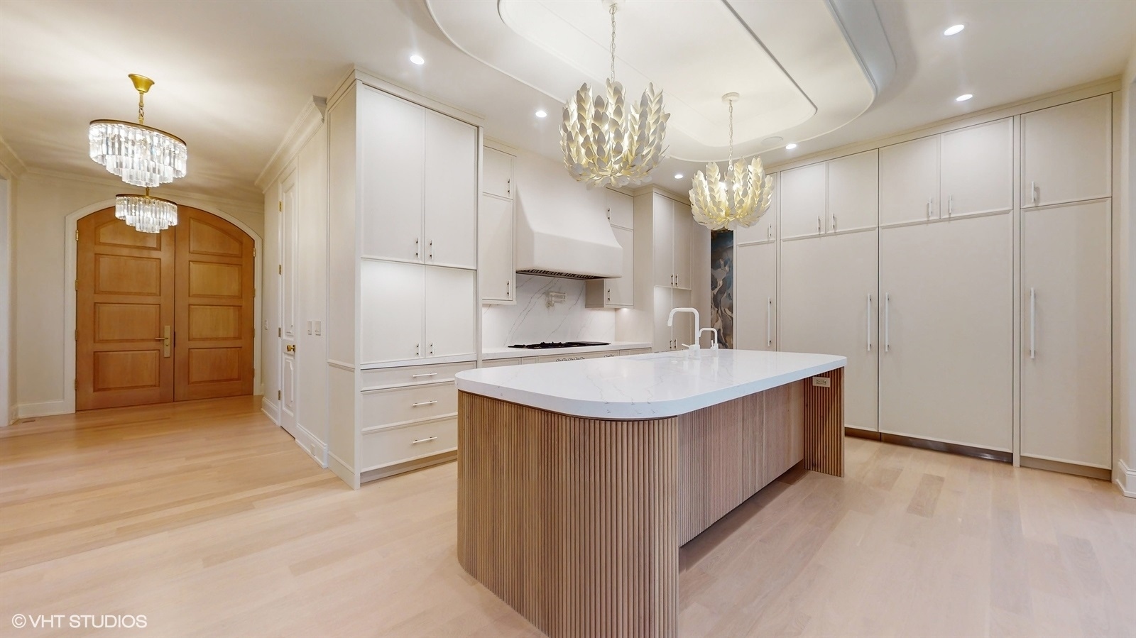 Property Photo:  643 Abbotsford Road  IL 60043 