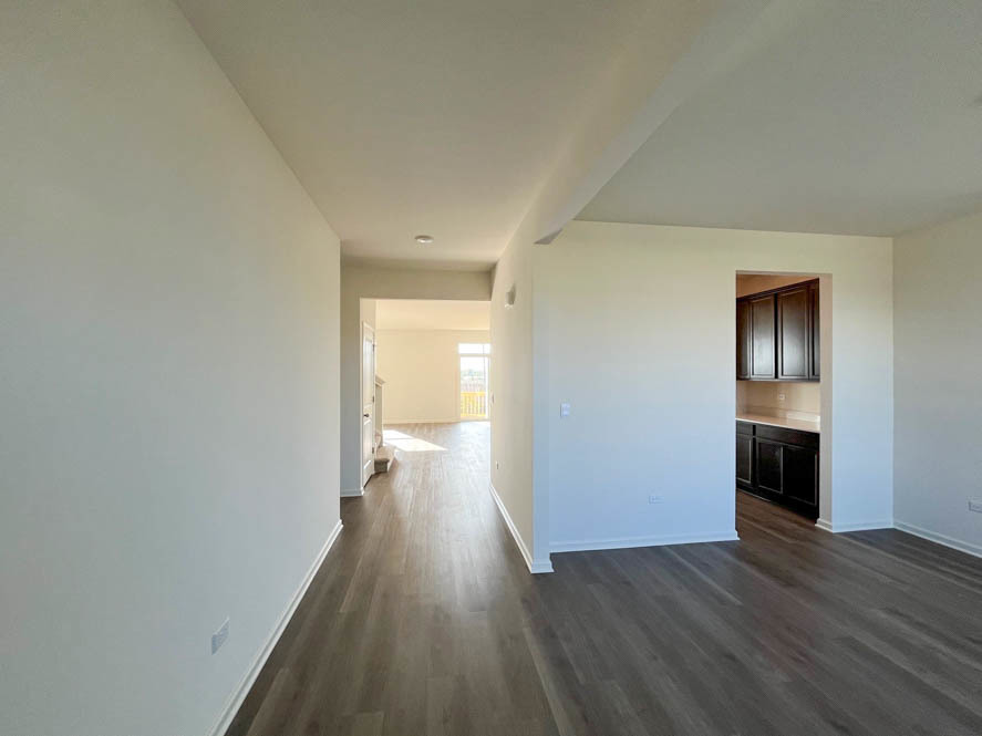 Property Photo: 1290 Tiger Lily Drive IL 60103