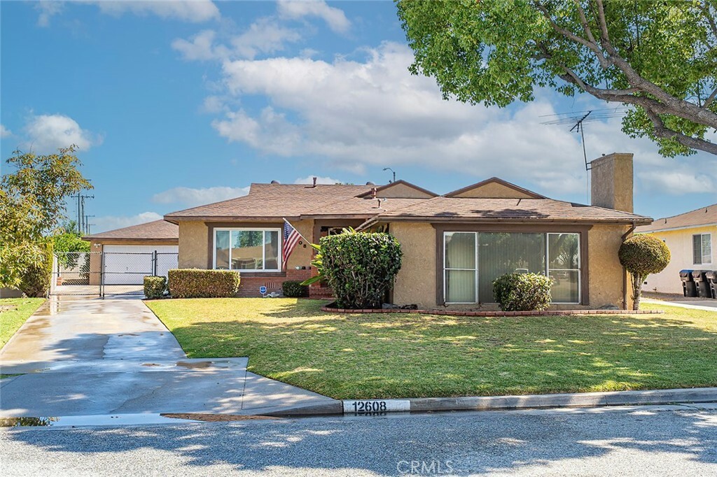 Property Photo: 12608 Crossdale Avenue CA 90650