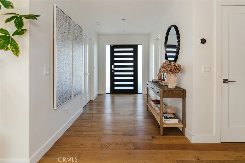 Property Photo:  3554 Alginet Drive  CA 91436 