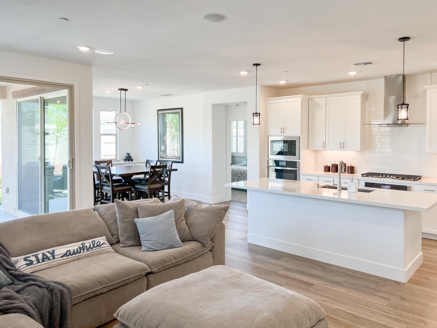 Property Photo: 9051 Cerro Vista Drive CA 95762