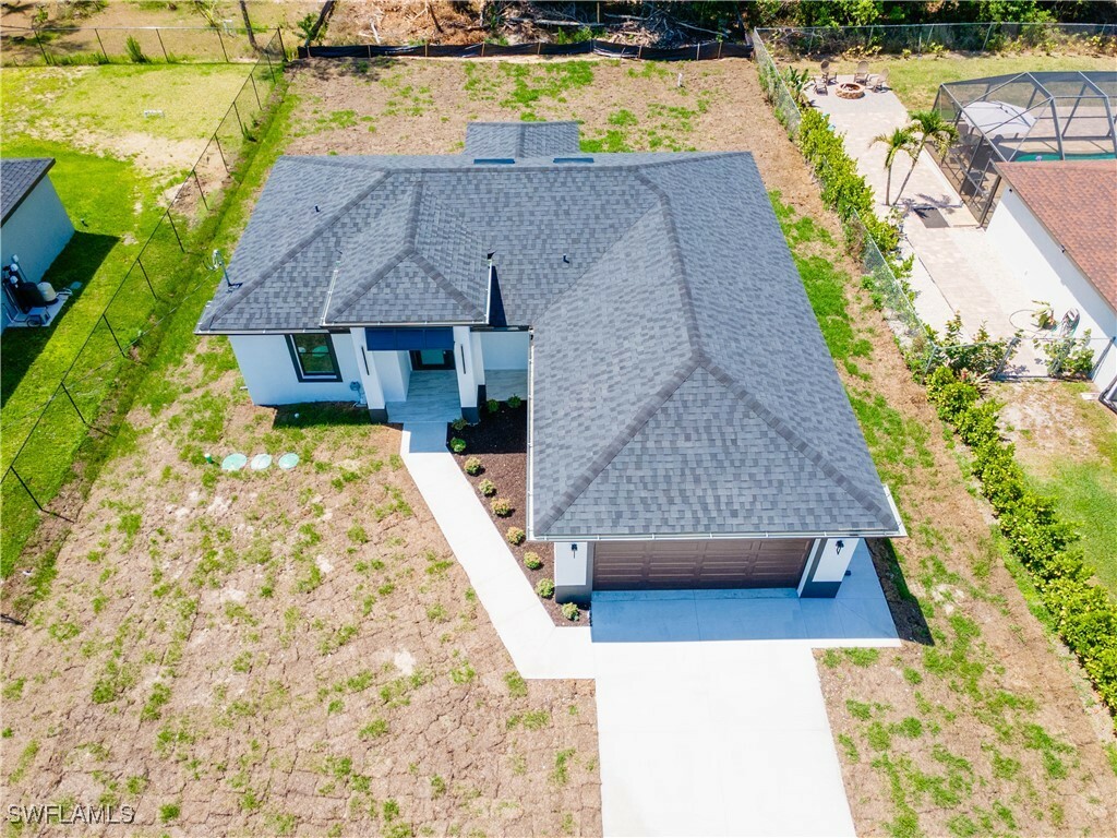 Property Photo: 3007 35th Street SW FL 33976