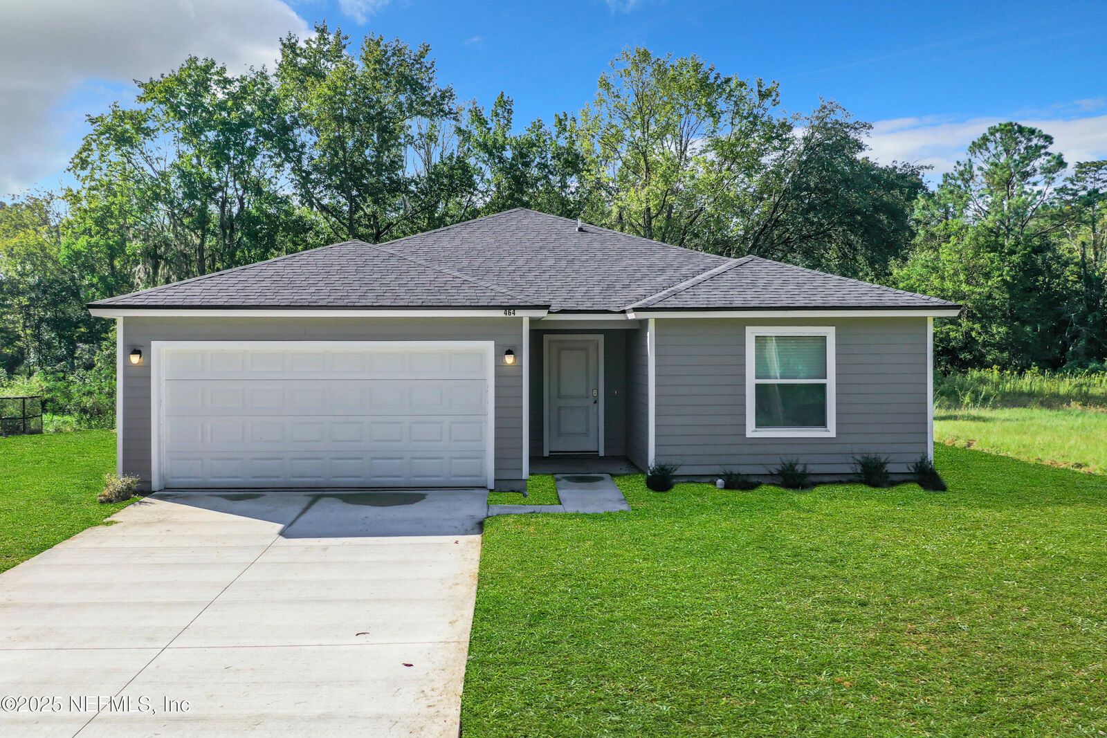 Property Photo:  464 Spaulding Road  FL 32218 