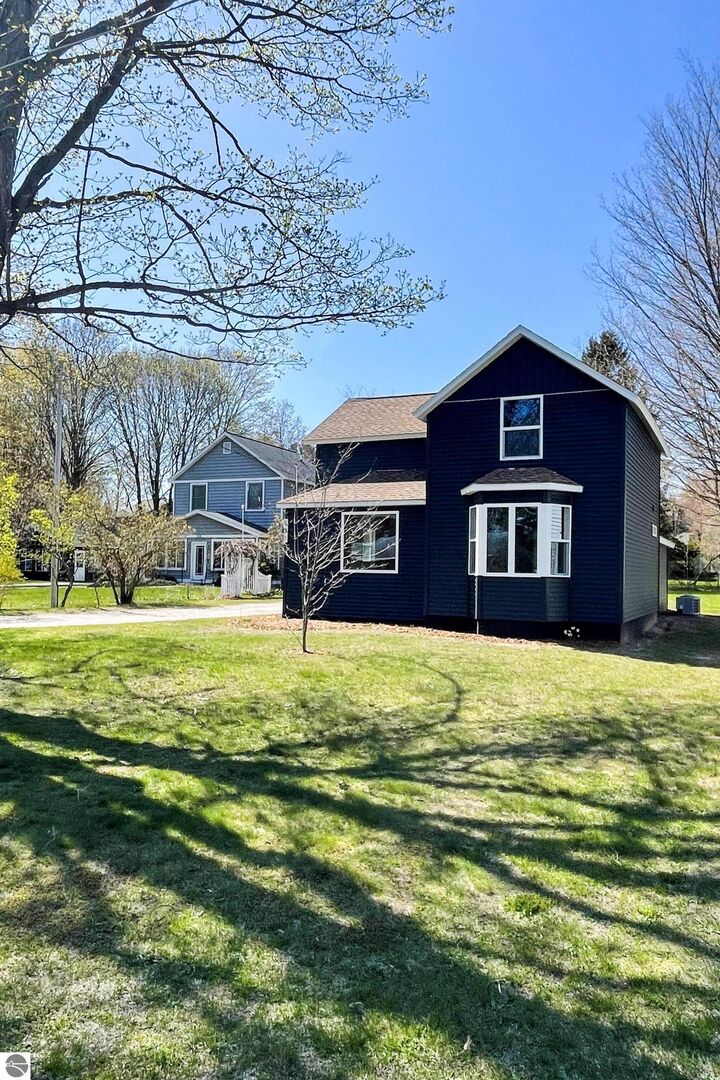 Property Photo: 531 Corning Avenue MI 49635
