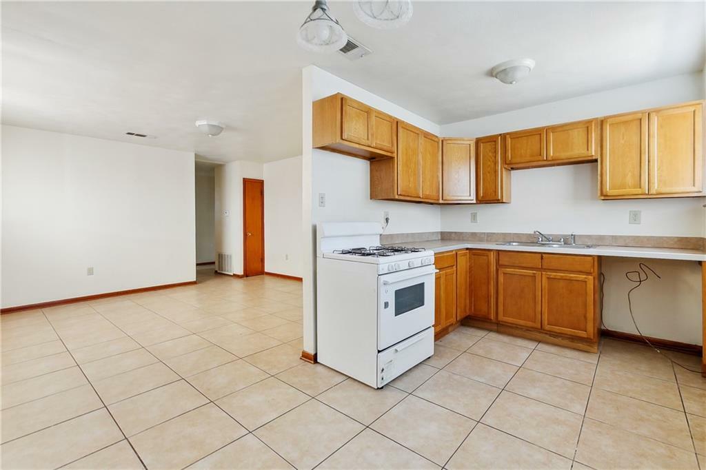 Property Photo: 219 Avenue A Avenue A LA 70037