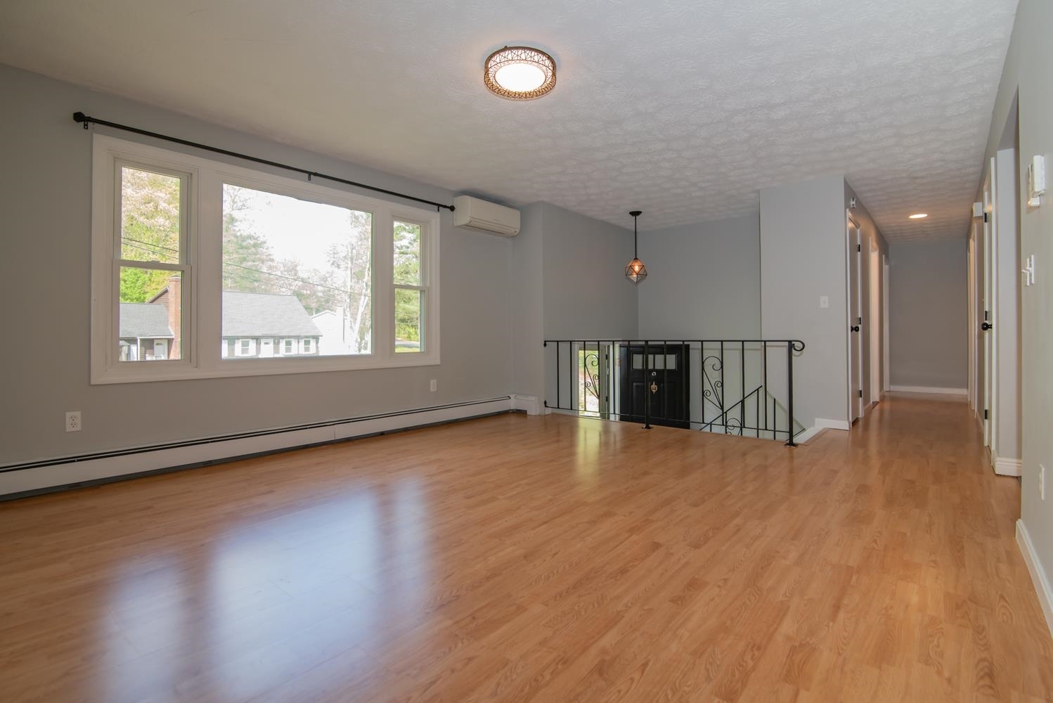 Property Photo: 3 Roundtree Drive NH 03054
