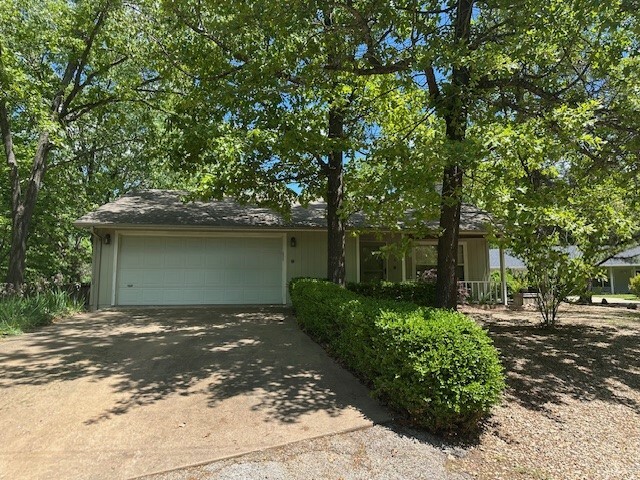 Property Photo: 6 Tarleton Lane AR 72715