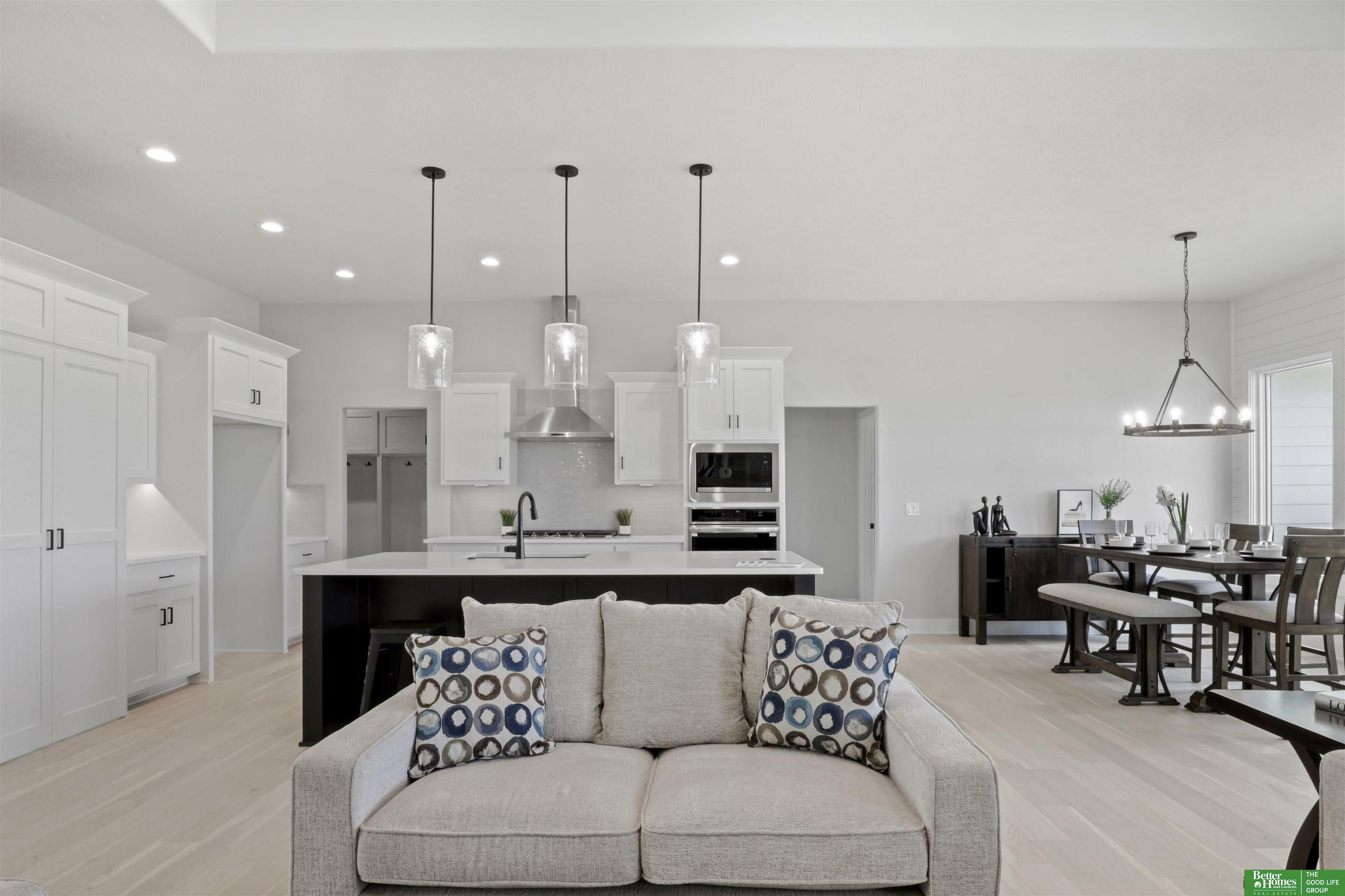 Property Photo: 5431 N 212th Street NE 68022