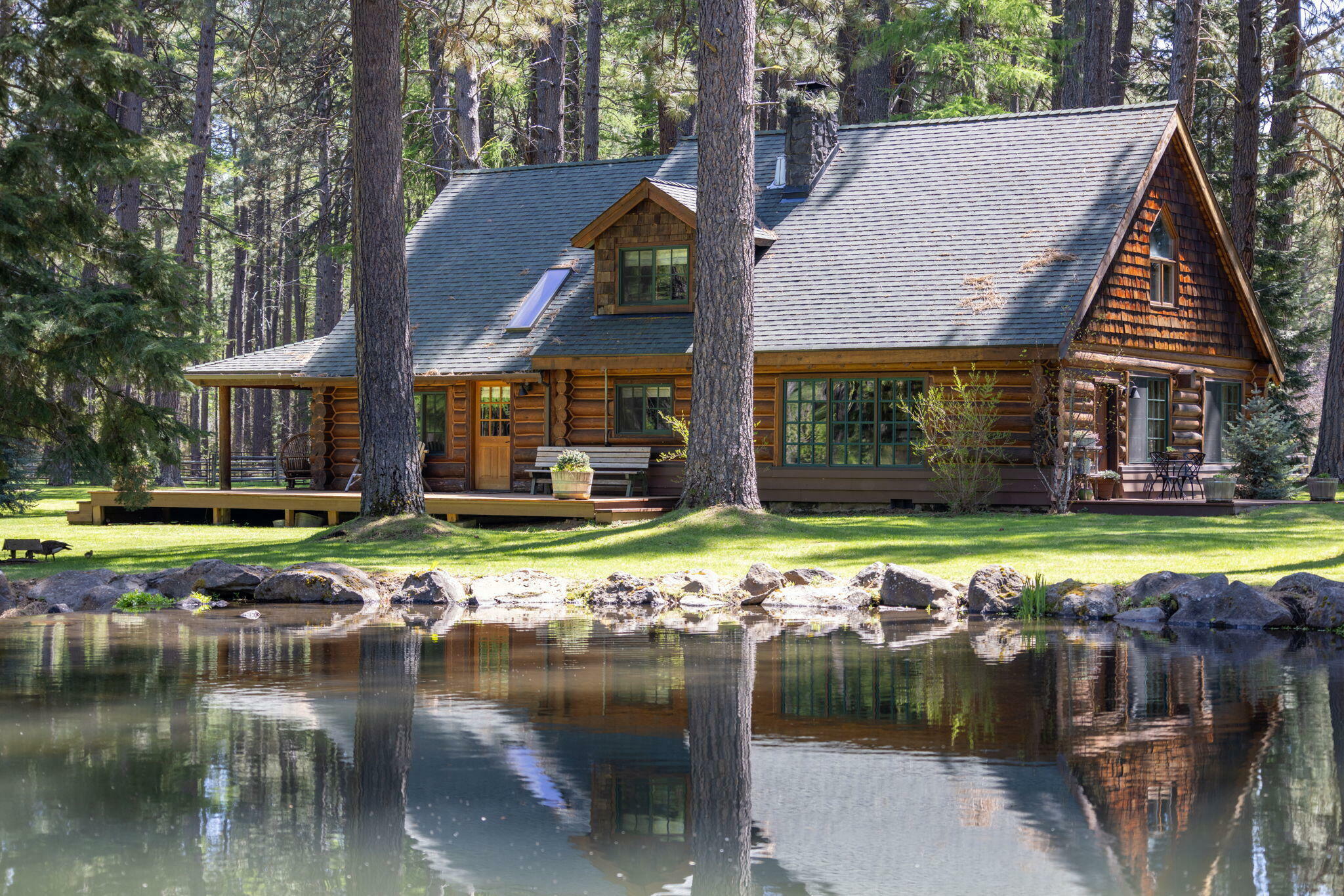 Property Photo: 26306 - 26308 SW Metke Lane OR 97730
