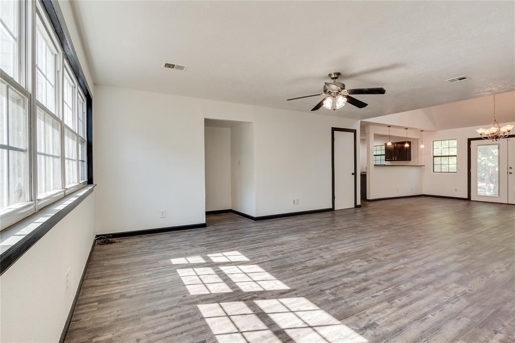Property Photo: 329841 E Brandell Street OK 73045