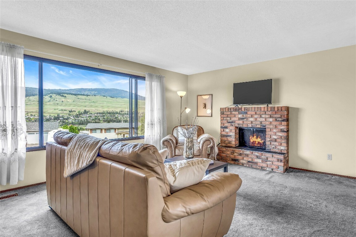 Property Photo: 10090 Kel Vern Crescent BC V4V 1L3