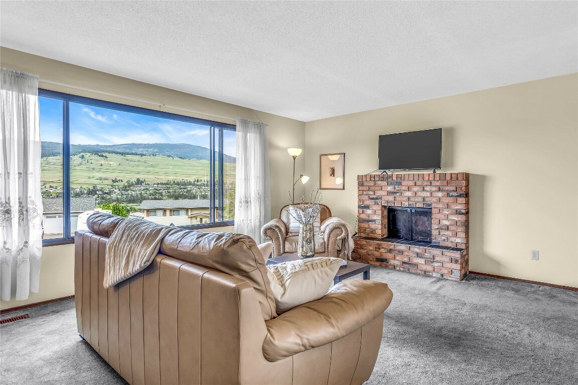 Property Photo: 10090 Kel Vern Crescent BC V4V 1L3
