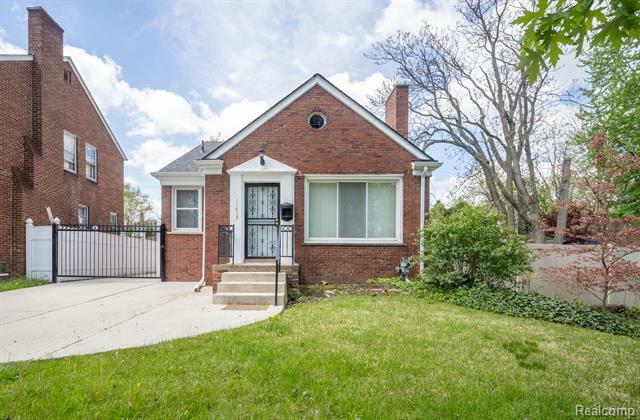 Property Photo: 15453 Evergreen Road MI 48223